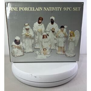 Vintage Fine Porcelain Nativity 9 Piece Set